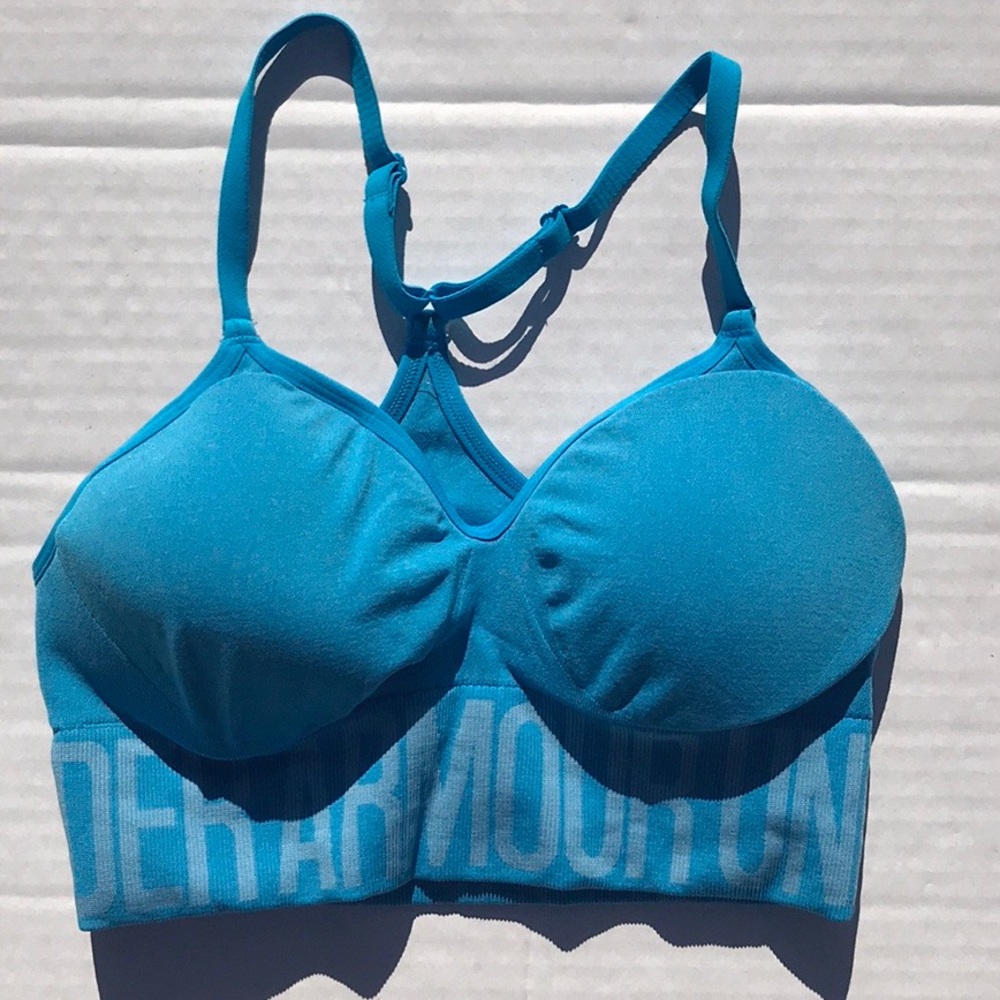 SOLD🛑Under Armour Heatgear Seamless Sports Bra - Picture 3 of 9